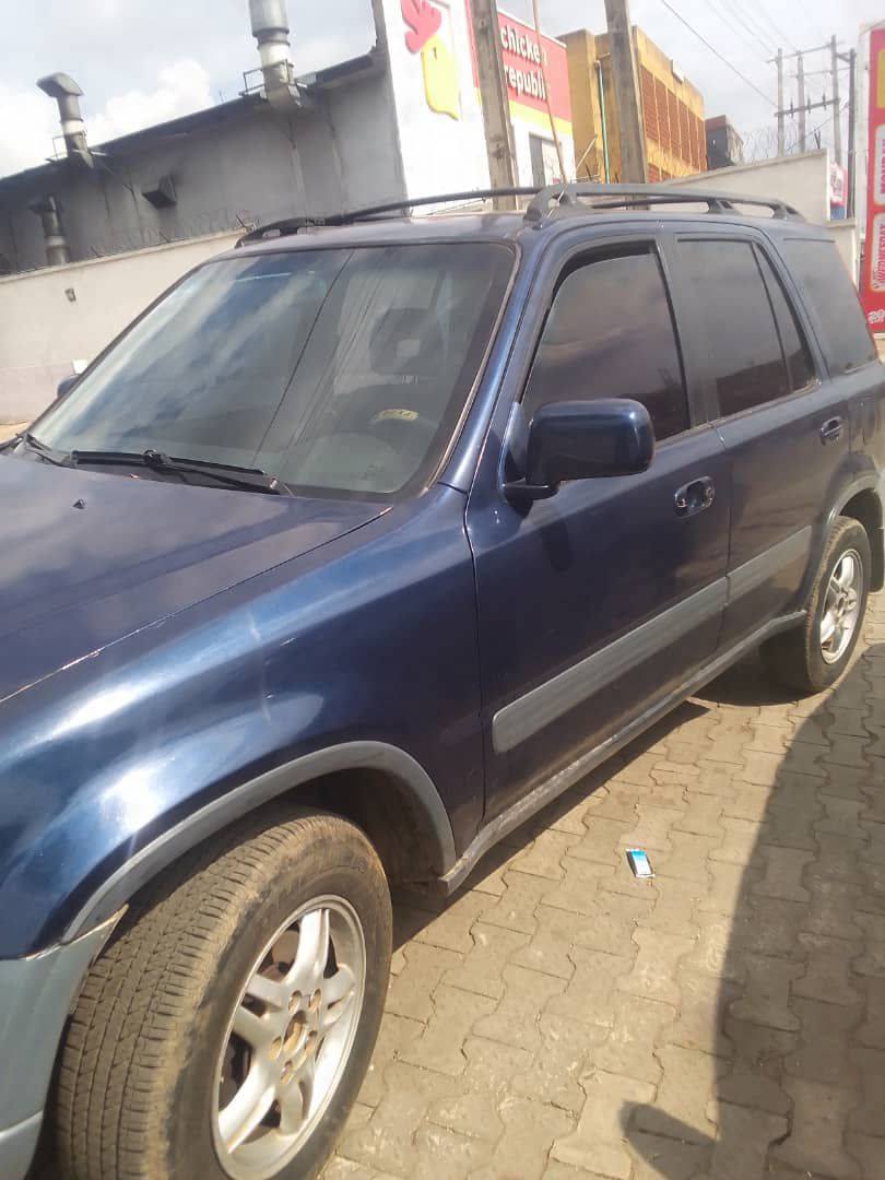 A picture of Honda CRV 2000