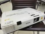 A picture of EPSON PowerLite 1960 XGA 3LCD Projector Meeting Room Epson High