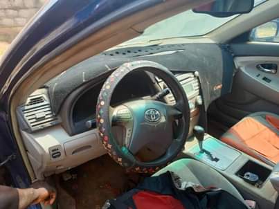 A picture of Toyota Camry 08