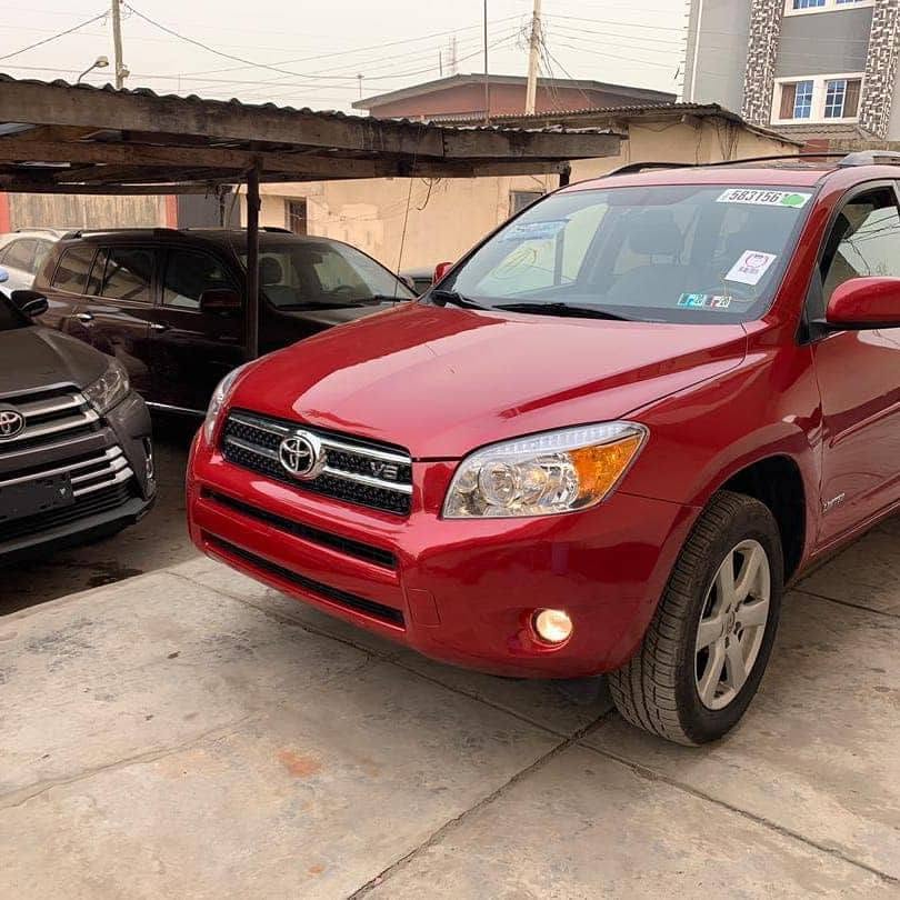 A picture of 2008 Toyota rav4 limited