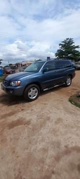 A picture of Toyota highlander 2006 model for sale Everything perfectly working Contact