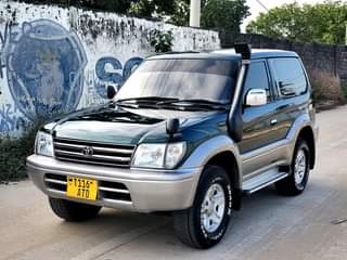 A picture of TOYOTA LANDCRUISER PRADO 1998