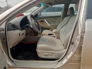A picture of For sale 2008 Toyota Camry XLE Full option With reverse