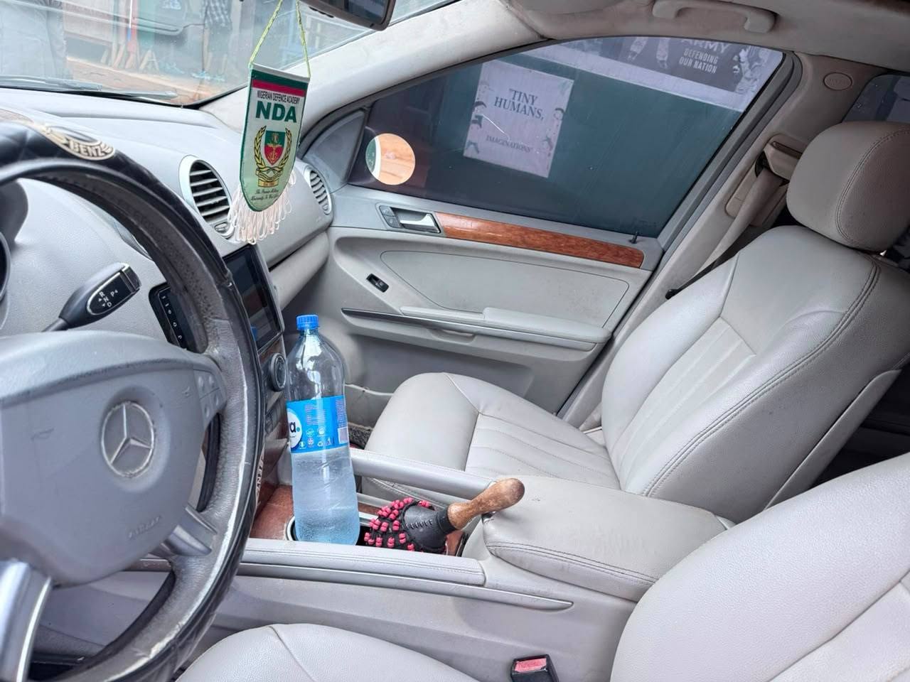 A picture of Mercedes Benz ML 350