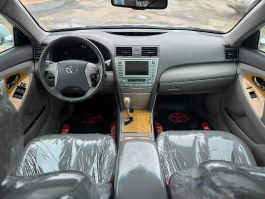 A picture of Presents FRESHEST NIGERIAN USED ON THE INTERNET TOYOTA CAMRY 2008