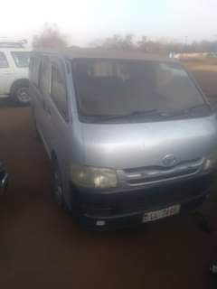 used toyota hiace