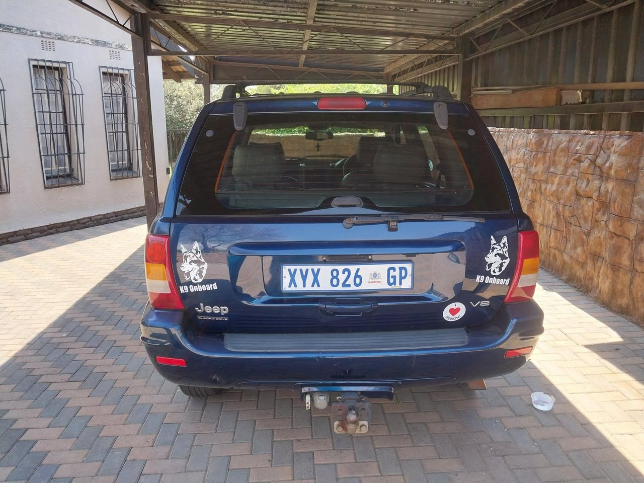 v8 cars