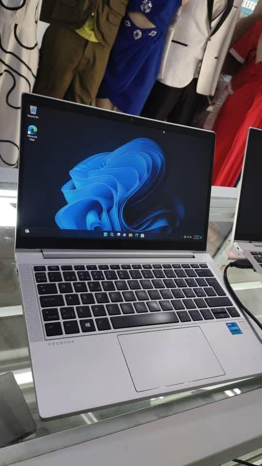 classifieds/laptops