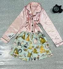 A picture of Night dress