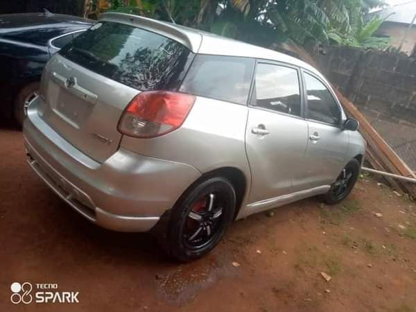 A picture of I have this 2004 Toyota Matrix for sale Belgium engine
