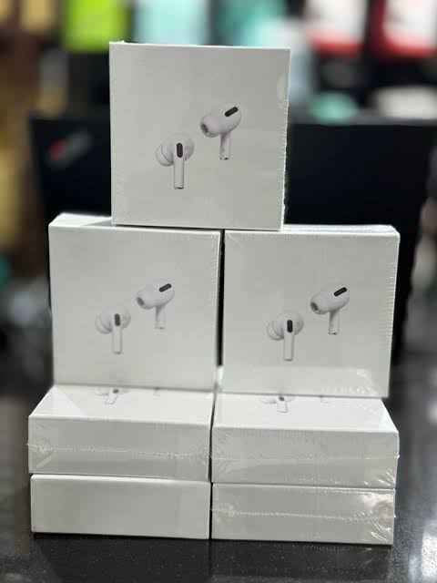 apple airpods