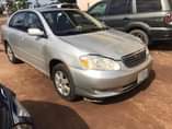 A picture of Toyota corolla 04