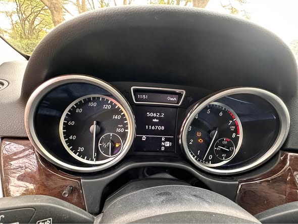 A picture of Car
