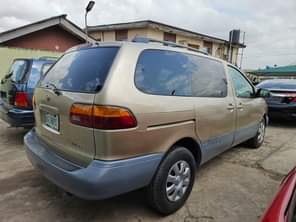 A picture of Registered 2001 Toyota Sienna First Registration Clean Sound Engine and