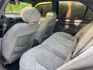 A picture of Peugeot 406