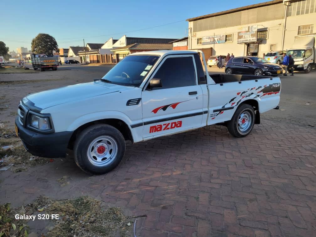 classifieds/cars mazda