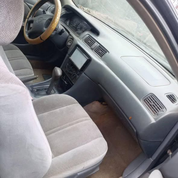 A picture of Toyota Camry tiny light