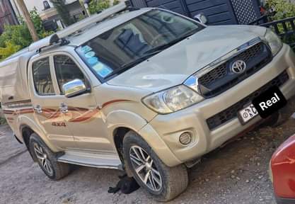 used toyota hilux