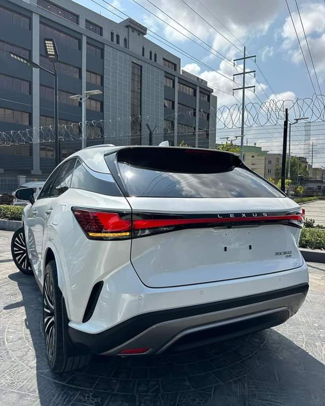 A picture of Brand new 2024 Lexus RX350 185m