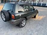 A picture of Rav4 Old