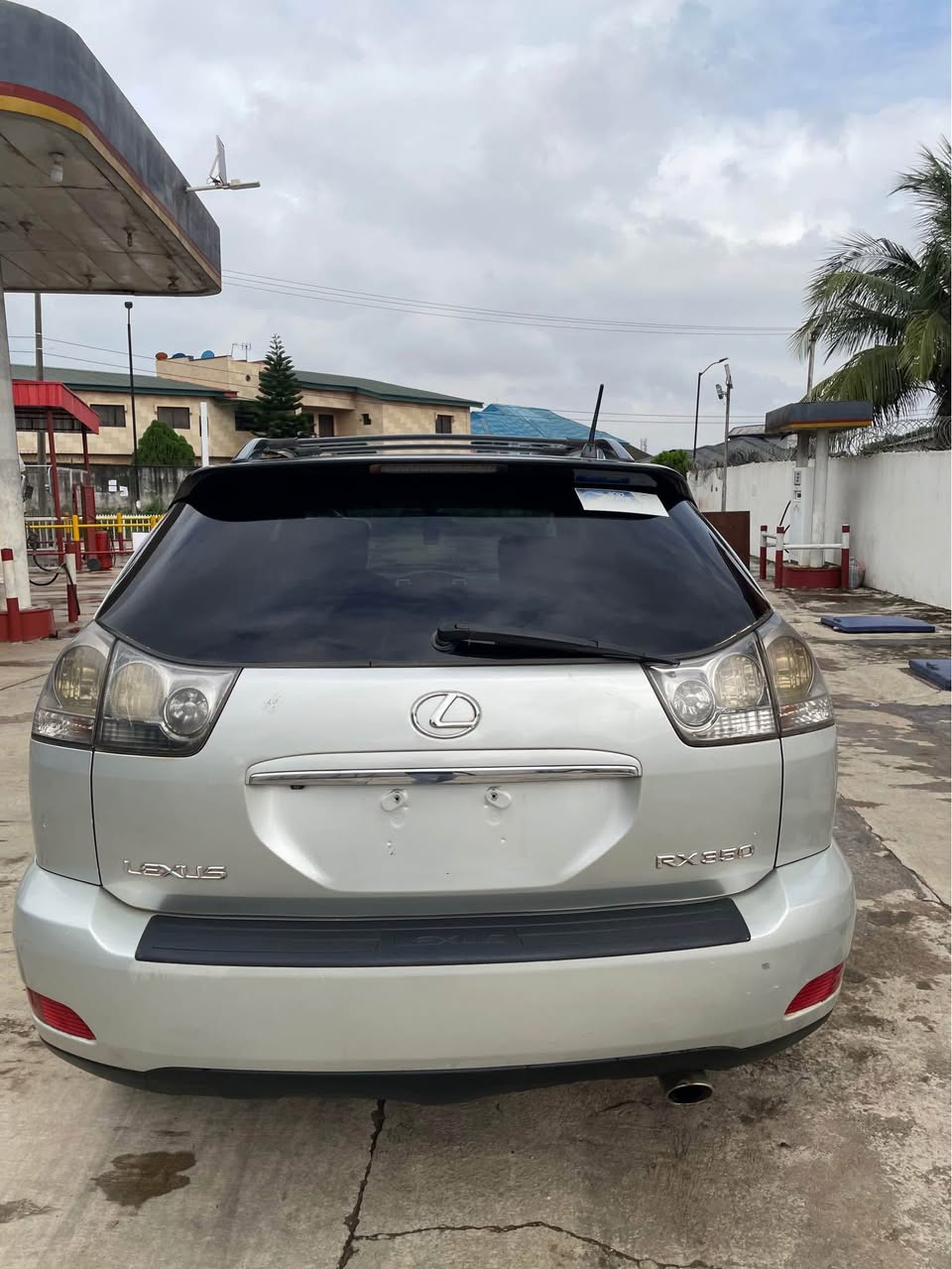 A picture of Lexus RX 350 07 first body paint super clean