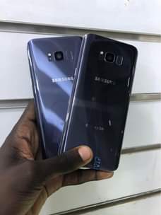 A picture of Samsung S8 plus 64gb 330k clean no cracks WhatsApp or