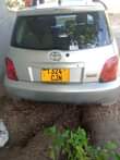 A picture of Toyota ist gar ilipata ajari inauzwa kma ilivo na engine