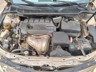 A picture of Extremely clean 2011 Toyota Camry Very sound 4 plugs venza