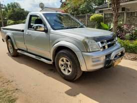 isuzu kb300