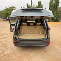 A picture of 2023 December Entry extra clean 2015 xle highlander Location olusosun