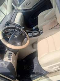 A picture of BELGIUM GRADE 2004 TOYOTA HIGHLANDER EVERYTHING PERFECT Price 4 8