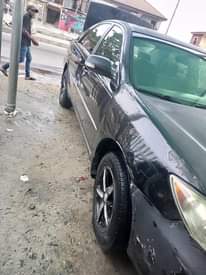 A picture of 2004 Toyota Camry