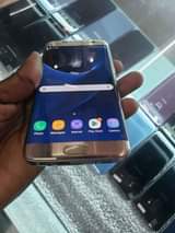 A picture of SAMSUNG GALAXY S7 EDGE S