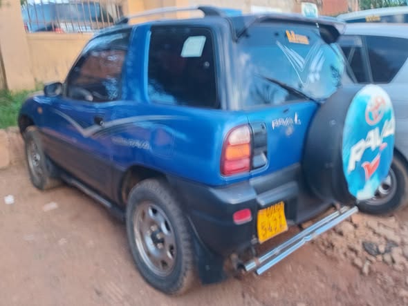 A picture of WE BUY AND SELL CARS