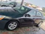 A picture of Honda Accord 07