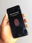 A picture of iPhone 7 with 128Gb storage at 320 000