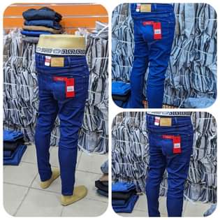 A picture of TSH 25 000 Size 30 40 255764515476 Kariakoo Dar Es