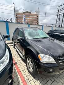 A picture of 2008 ML 500