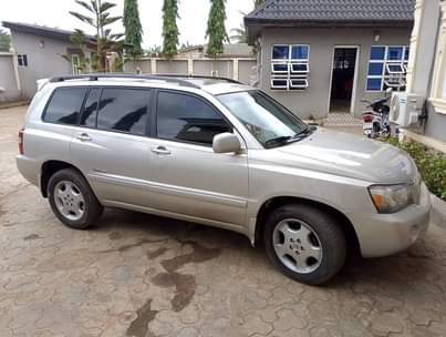 A picture of Toyota Highlander 2006 model