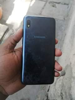 A picture of Nauza Samsung A10 iko poa nataka 110 nichek inbox