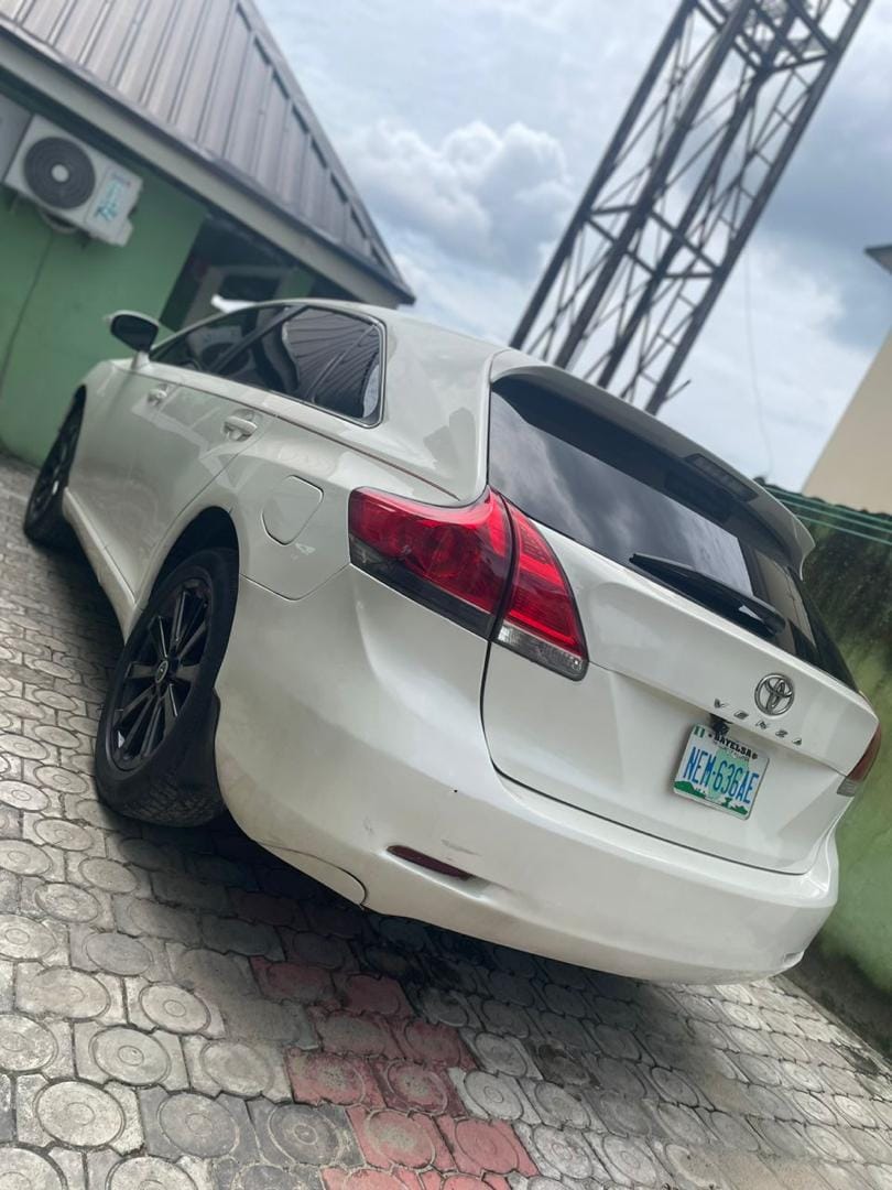 A picture of Dealer