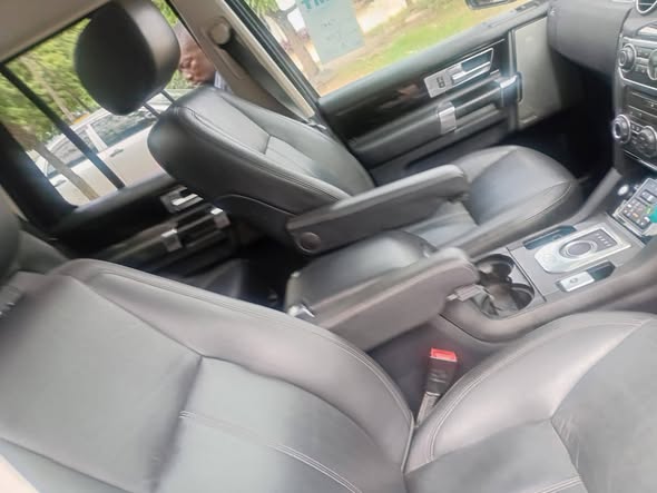 A picture of Land Rover Discovery 4 2013