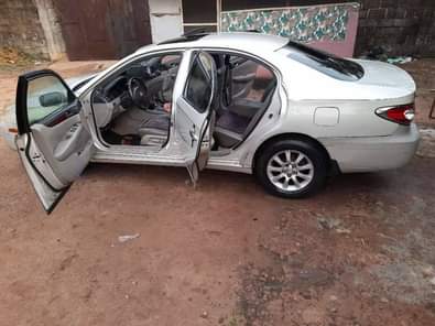 A picture of Es300 for sale 3 4m last Buyer settles 100k Everything