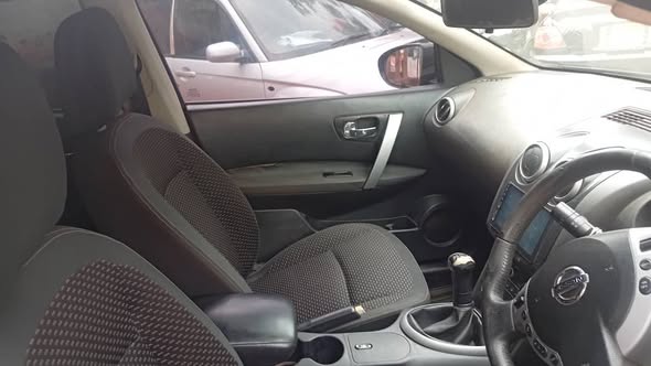 A picture of Nissan dualis manual