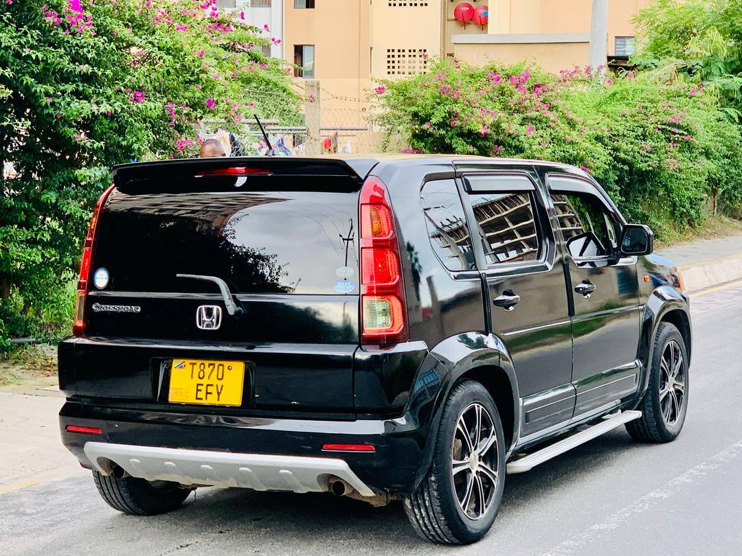 A picture of HONDA CROSS SPORT