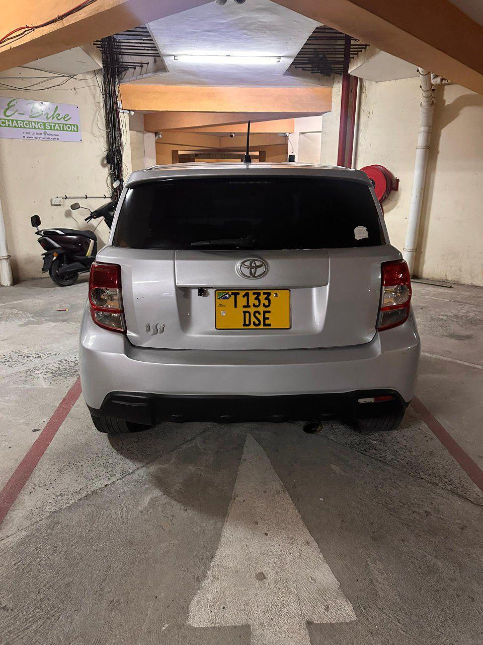 A picture of Toyota ist