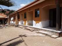 houses kyanja