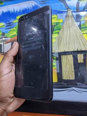 A picture of Vivo y71 Gb128 ram6