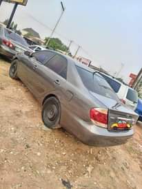 A picture of 2004 Toyota Camry Saloon
