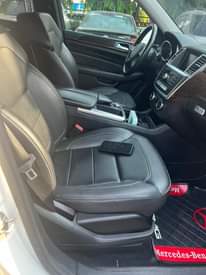 A picture of Mercedes Benz ml 350 4matic tokunbo standard few months used